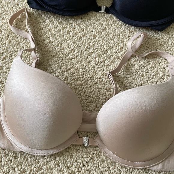 SOLD Beyond Sexy La Senza bras 32B - Picture 2 of 4